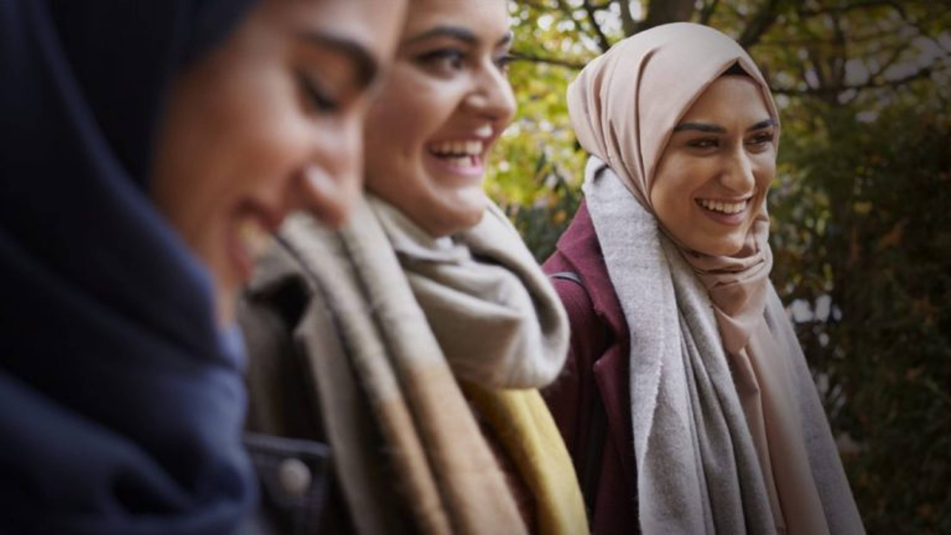 المرأة في الشريعة الإسلامية : دراسة خمسة خرافات سائدة