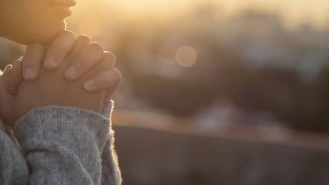The Art of Gratitude: Qur'anic Themes on Shukr