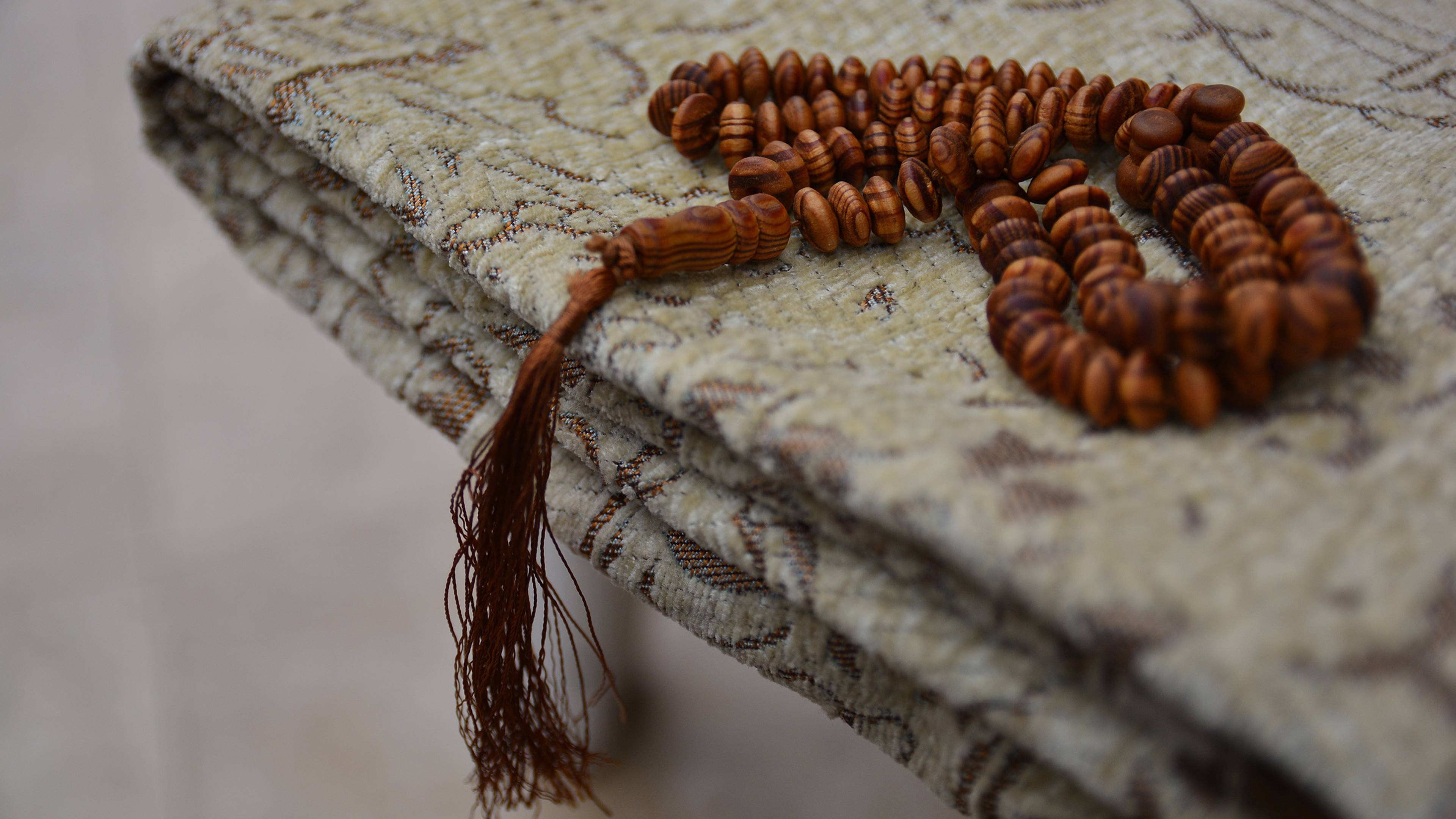 10 Acts of Worship When You Can't Pray | Blog