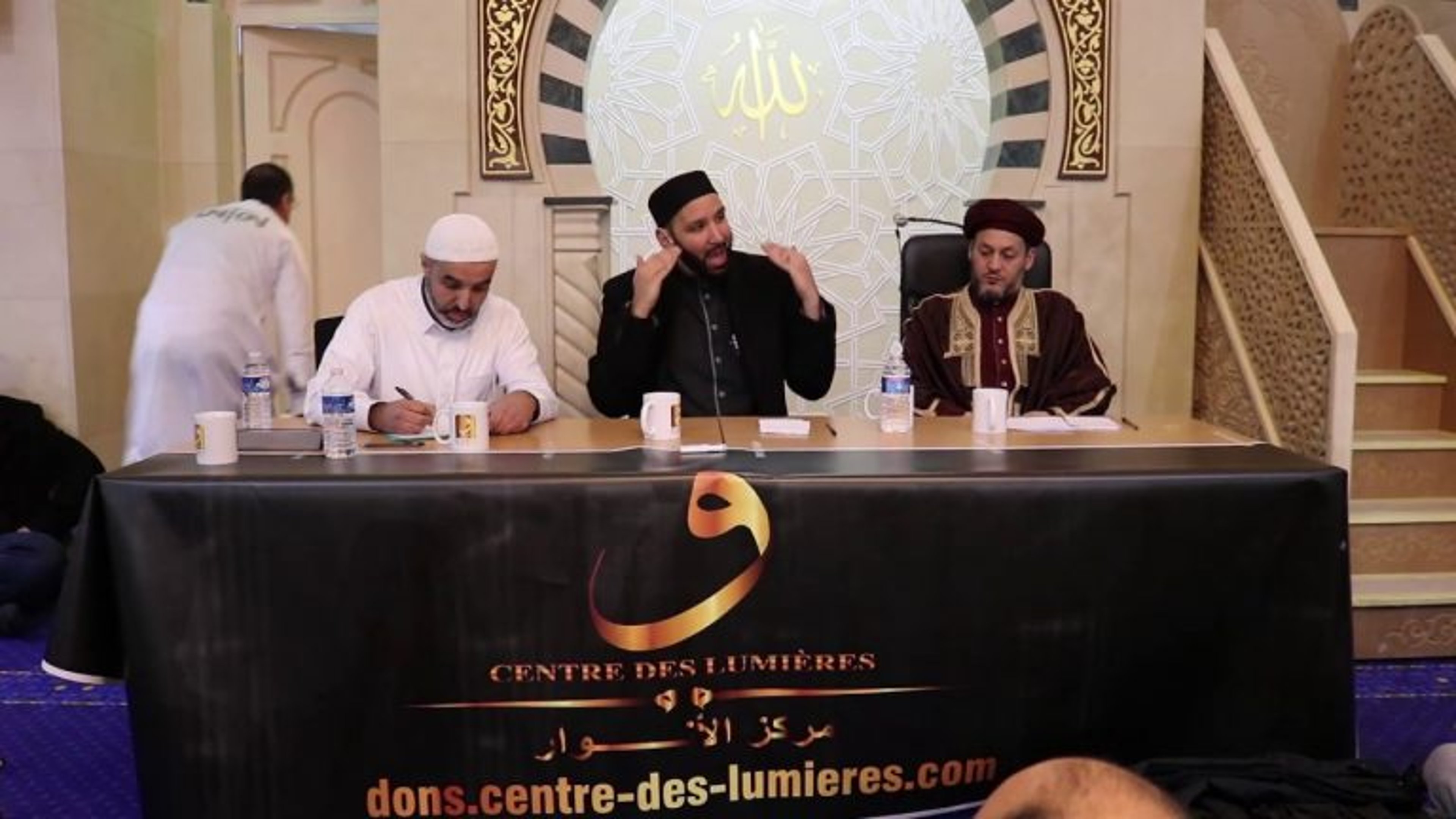 How Prophet Muhammad (PBUH) Dealt With His Enemies - Sh Omar Suleiman