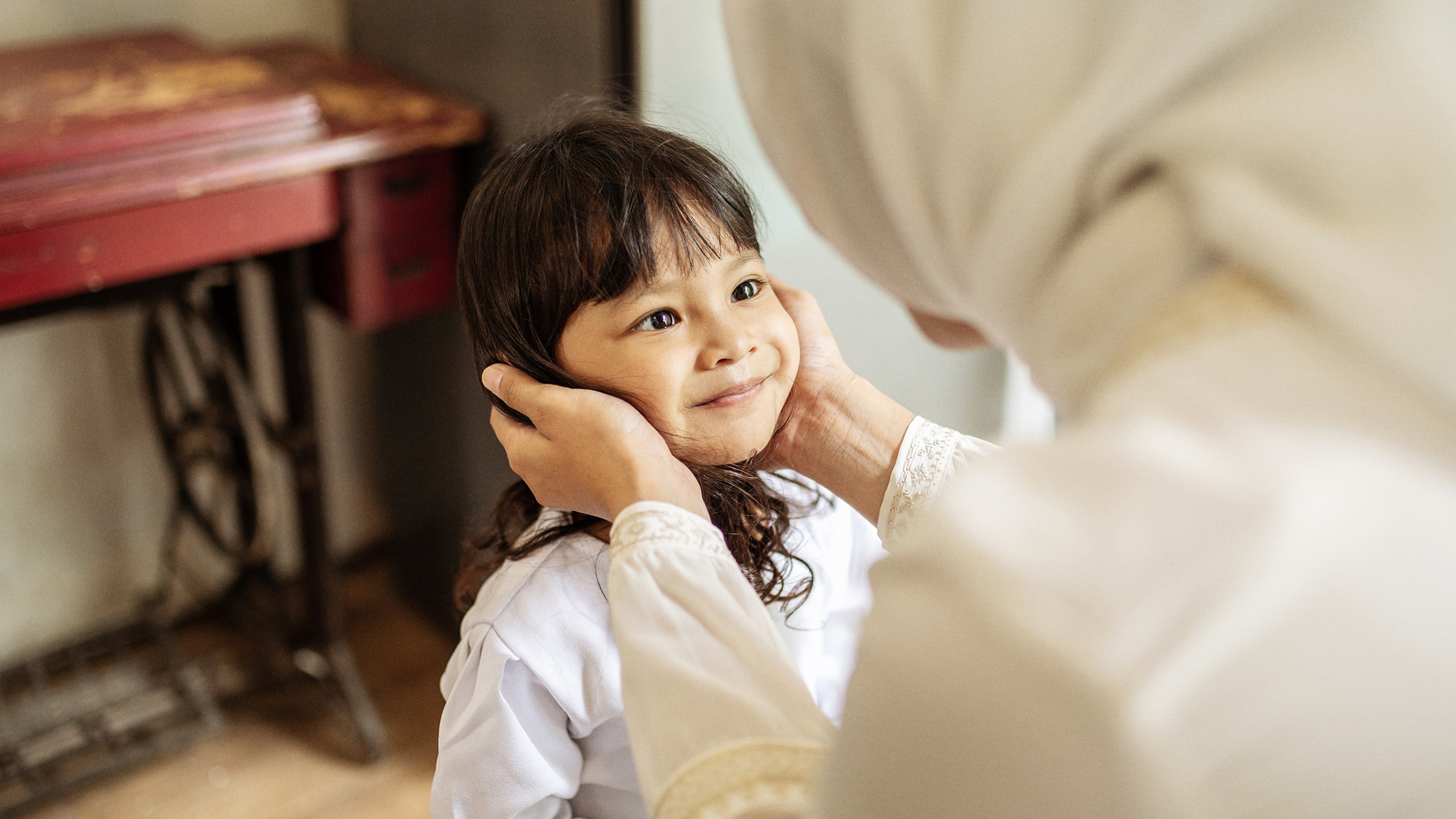 Islamic Parenting Strategies: How to Help Children Feel Safe in their Attachment to God and Parents