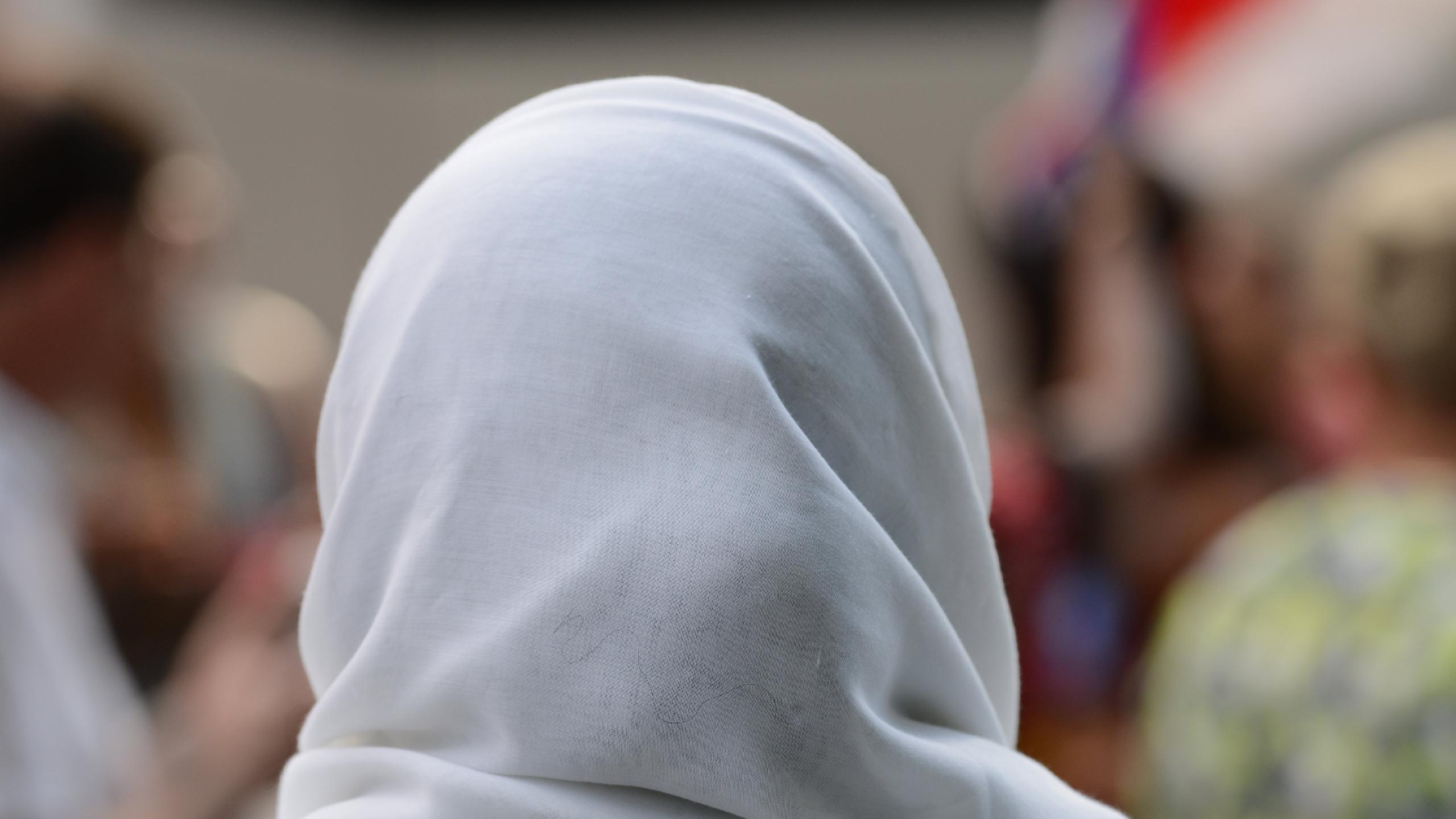 Is Hijab Religious or Cultural? How Islamic Rulings Are Formed