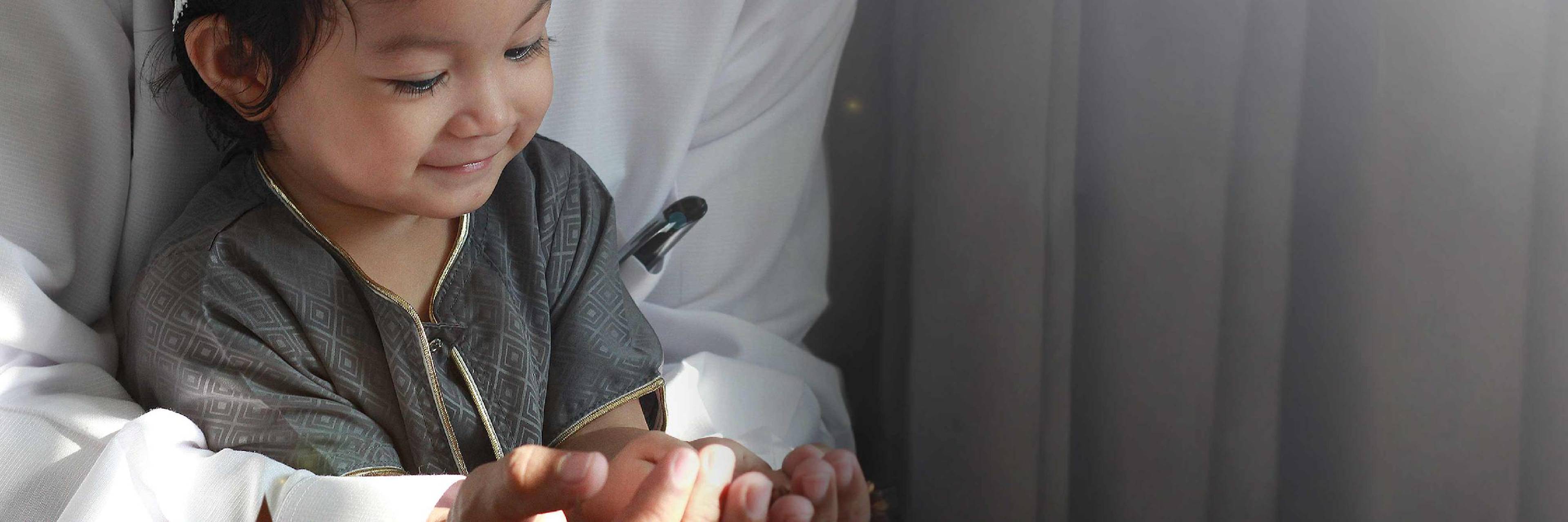 Can Childhood Experiences Predict Religiosity and Doubt in Adults? An Empirical Analysis of Muslims